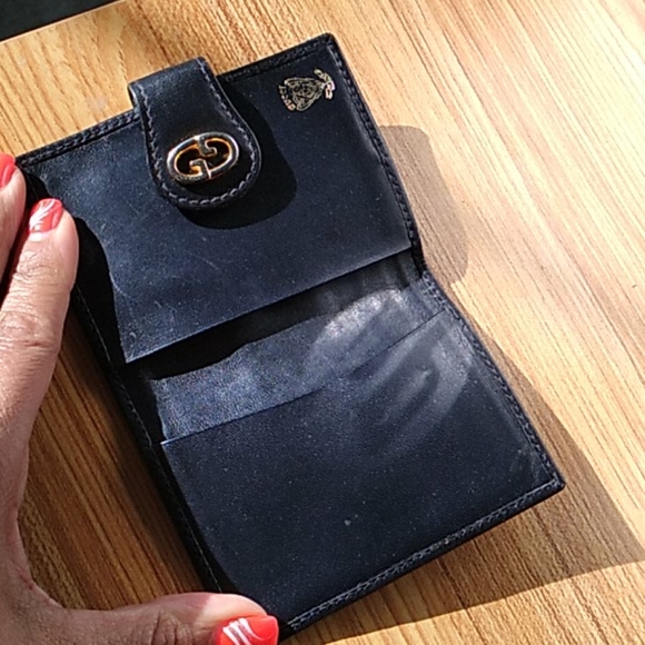 GUCCI ~WALLET - Picture 8 of 10